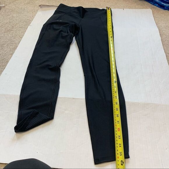 Under armour black gym leggings size medium - Picture 7 of 8